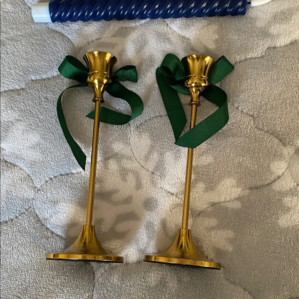 Lauren Christmas style Theme Blue Spiral Candles Gold Holders candlesticks set 2